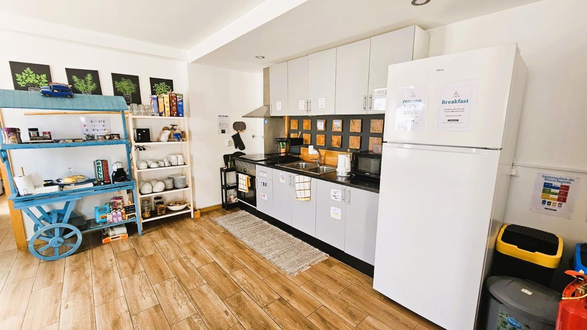 Atlantic Spot Guest House Прая де Мира Екстериор снимка